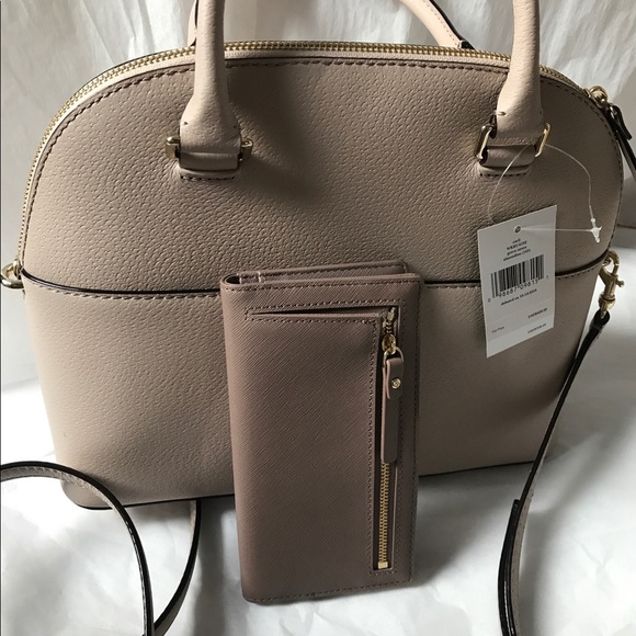 💦🏝Kate spade satchel set🏝crossbody & wallet - Picture 8 of 8